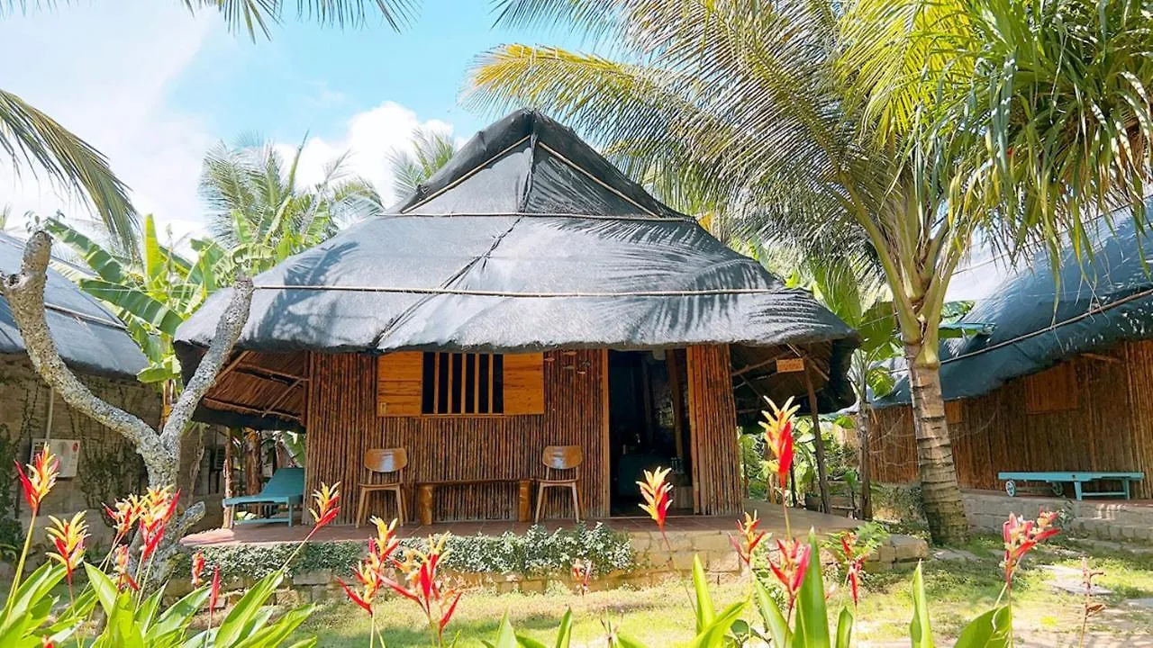 Me Bungalow Beach Resort Phan Thiet