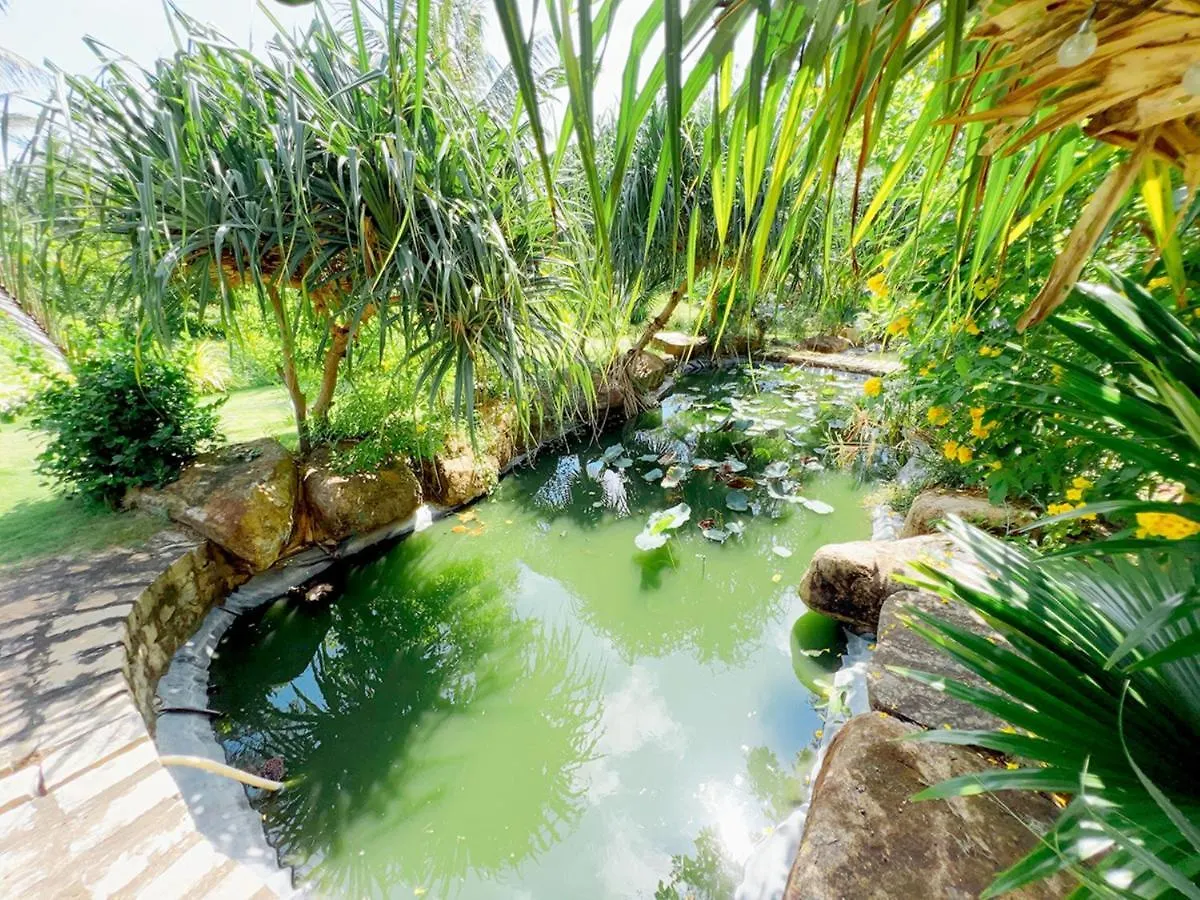 Me Bungalow Beach Resort Phan Thiet 4*,  Vietnam